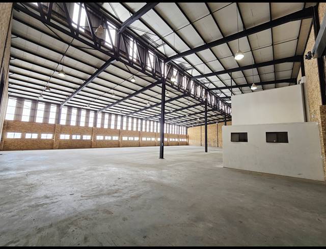 1,345M² WAREHOUSE TO LET IN NORTH RIDING